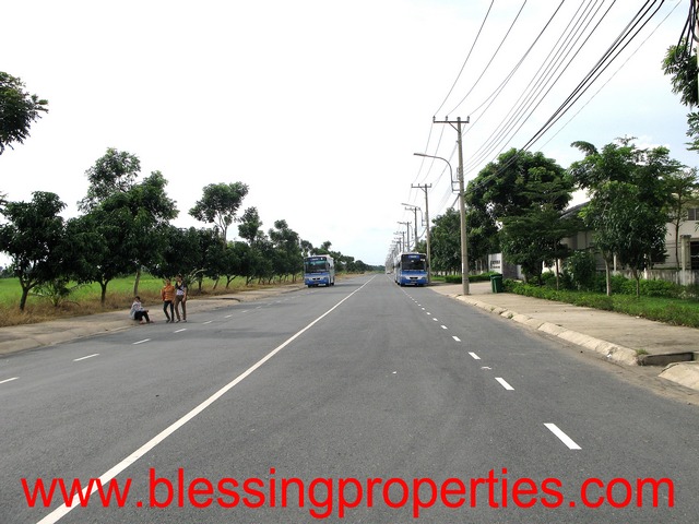 Good location and potential Industrial Land for sale inside industrial Park