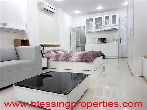 Madam Trang - Serviced apartment for rent in Dist 1, HCM city, Viet Nam