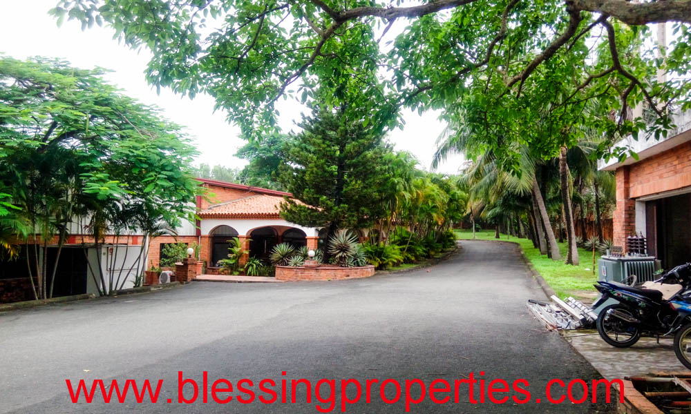 Running Garment Factory Inside Industrial Park For Sale